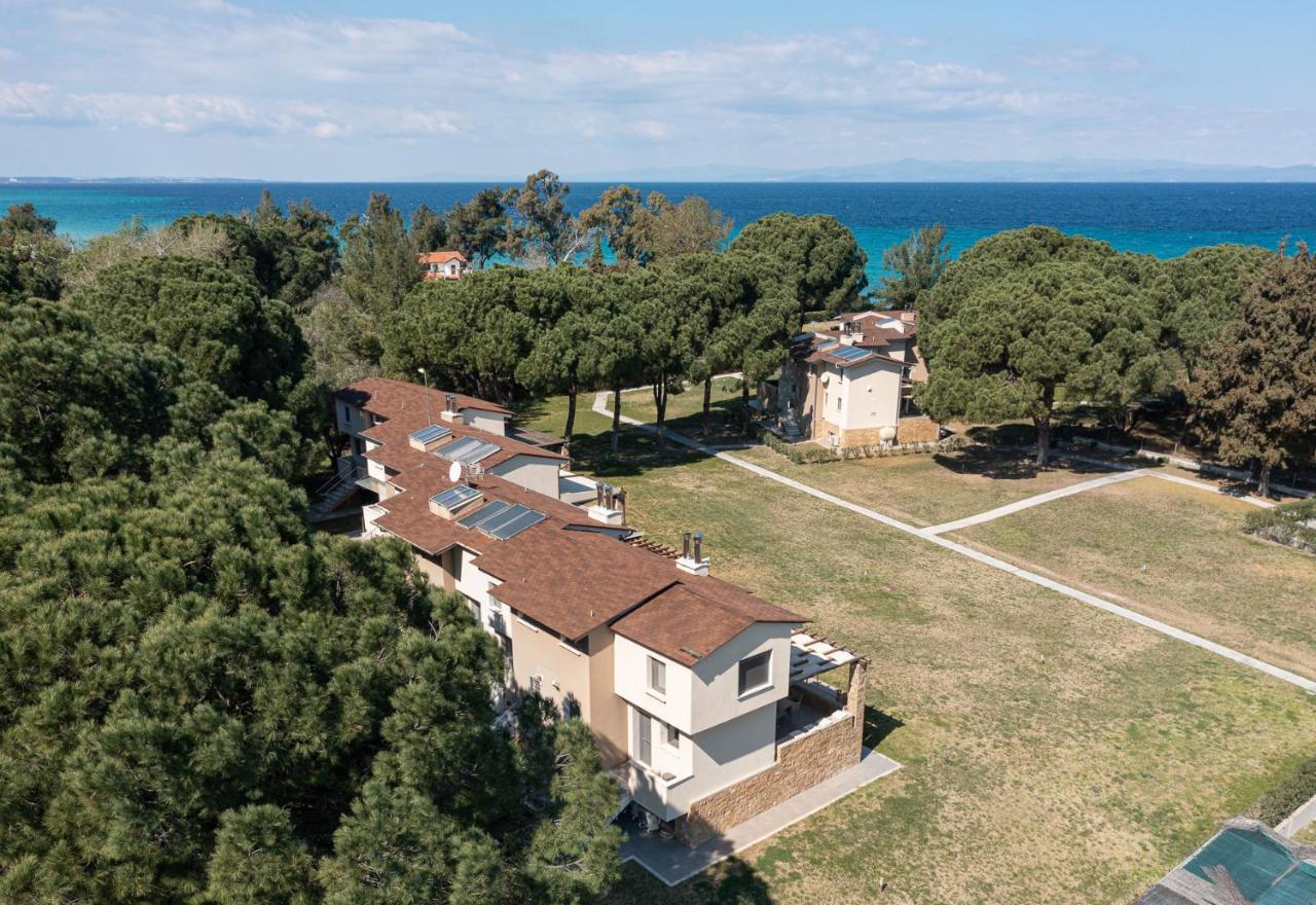 #Flh - Amalthia & Αthena Beachfront Houses In Pefkohori Buitenkant foto