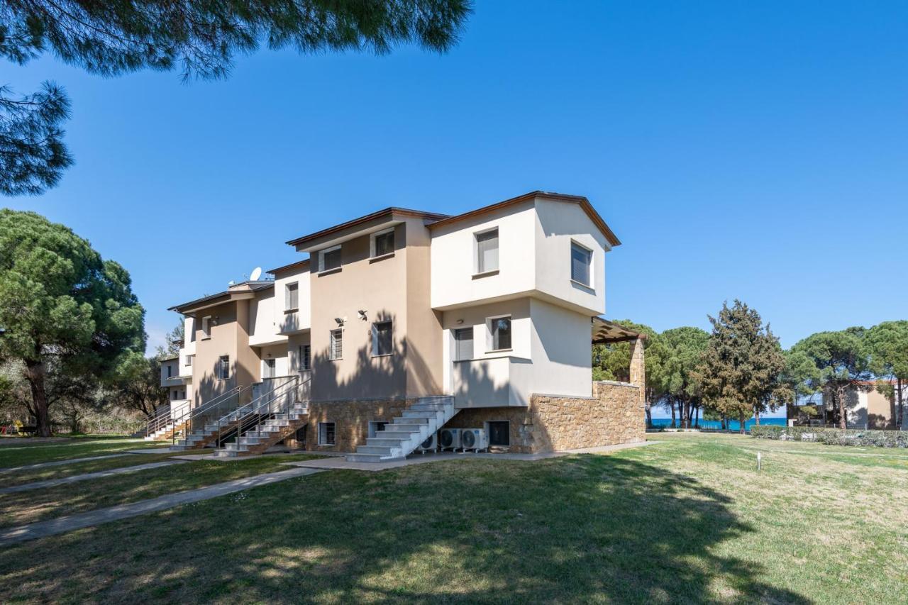 #Flh - Amalthia & Αthena Beachfront Houses In Pefkohori Buitenkant foto