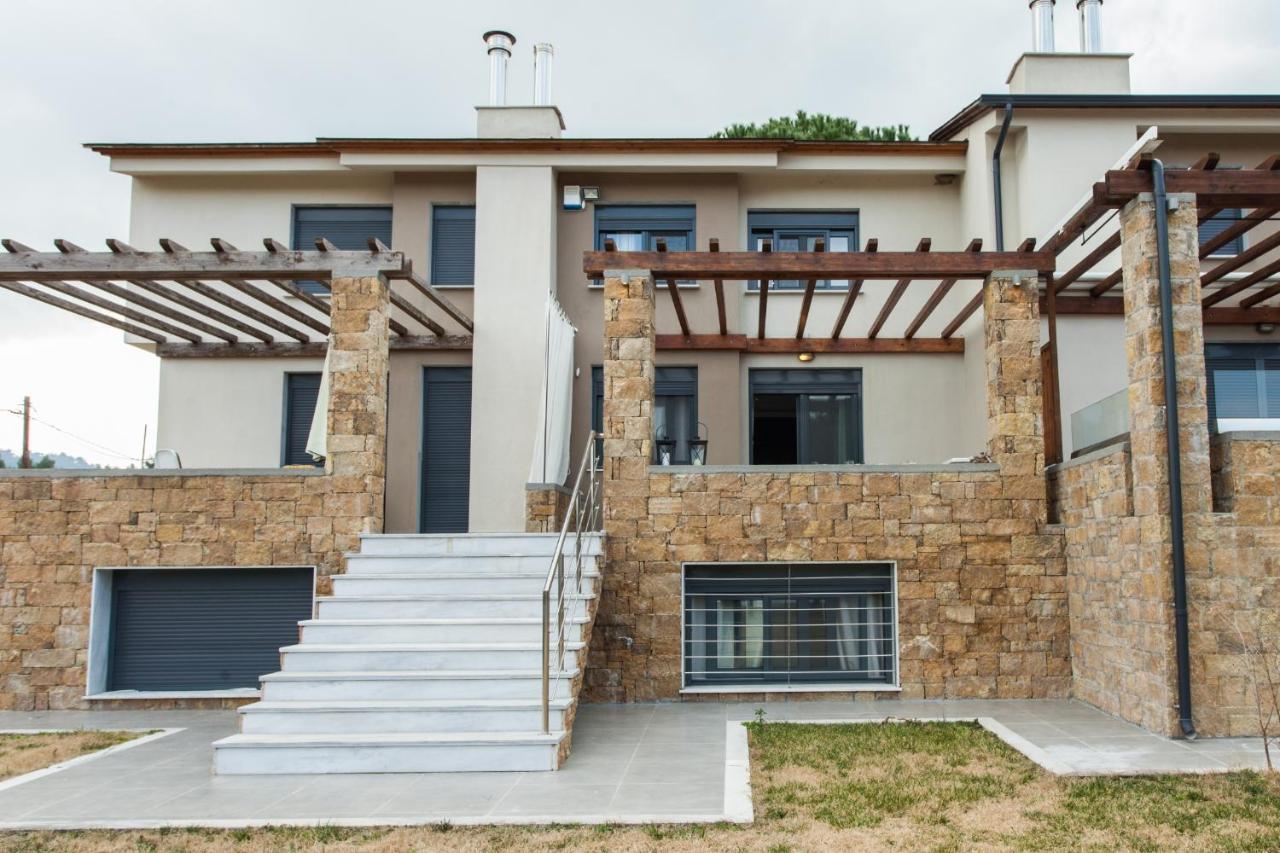 #Flh - Amalthia & Αthena Beachfront Houses In Pefkohori Buitenkant foto