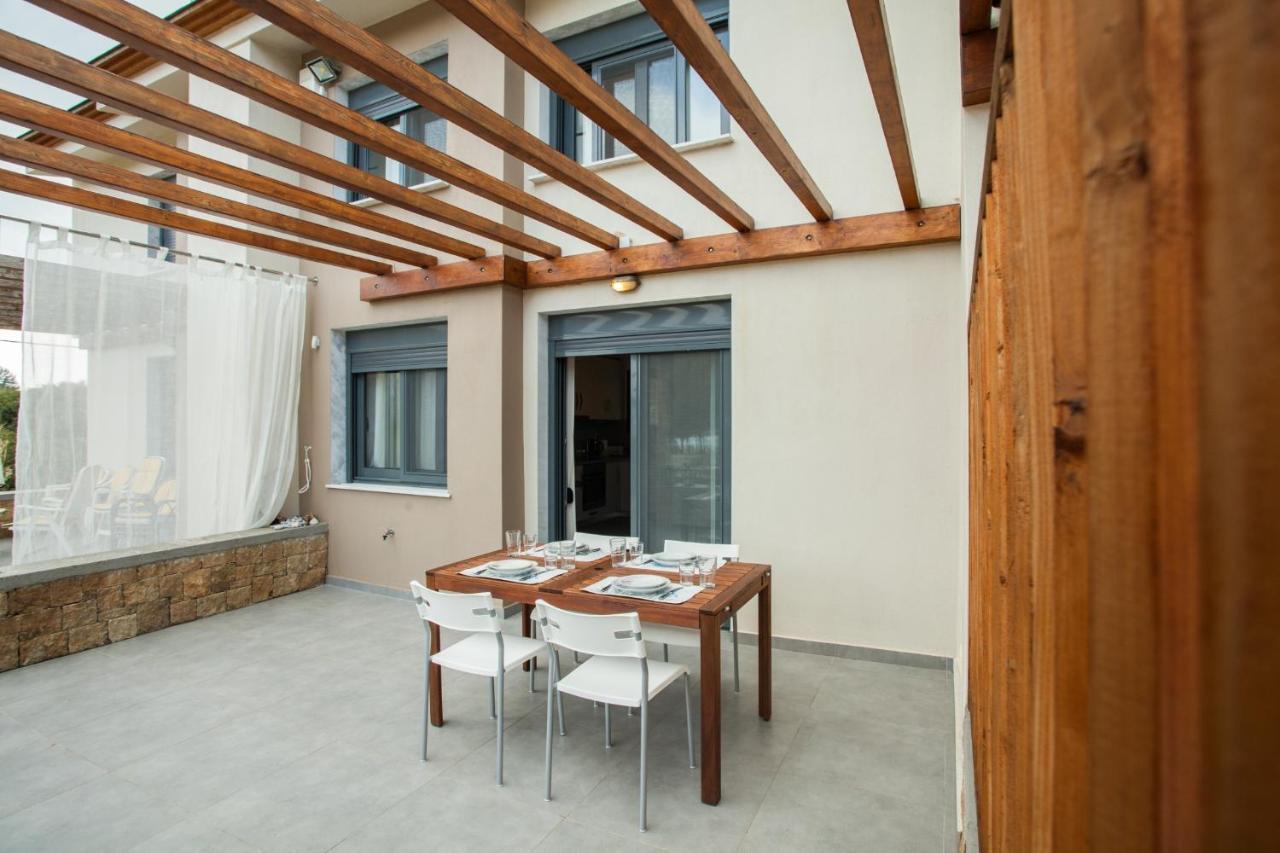 #Flh - Amalthia & Αthena Beachfront Houses In Pefkohori Buitenkant foto